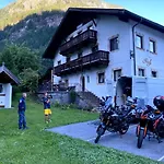 Haus Fiegl 3* Oetz