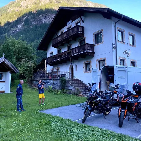 Haus Fiegl 3* Oetz