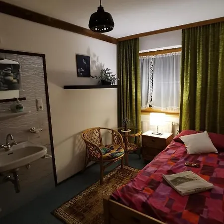 Guest house Haus Fiegl 3*