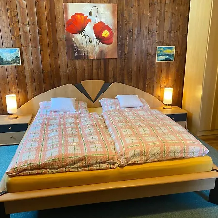 Haus Fiegl Guest house