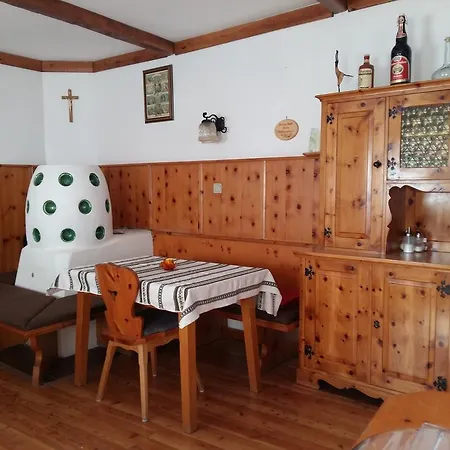 Haus Fiegl Guest house
