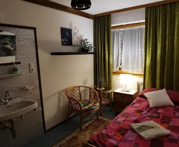 Konukevi Haus Fiegl 3*