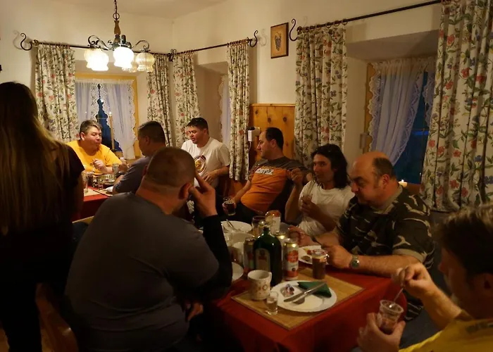 Haus Fiegl Konukevi Oetz