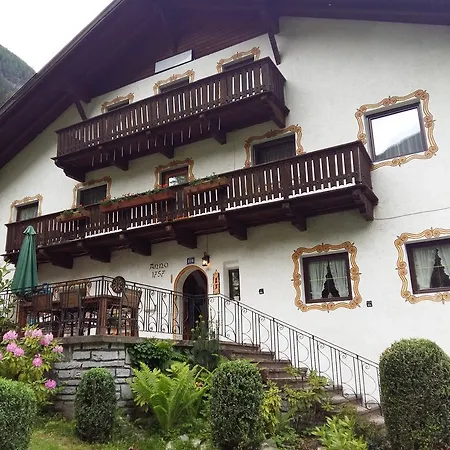 Haus Fiegl Эц