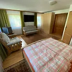 게스트하우스 Haus Fiegl
