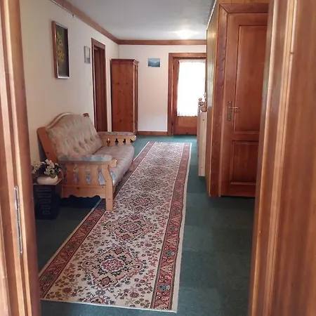 Haus Fiegl 게스트하우스 3*